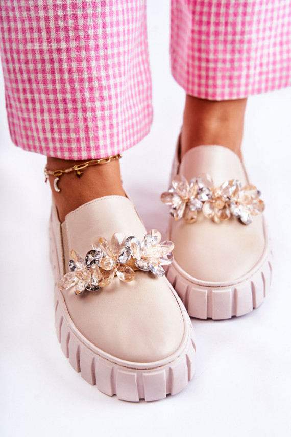 Stiilsed spordijalatsid naturaalsest nahast Slip-On kaunistustega beeži värvi Mirana