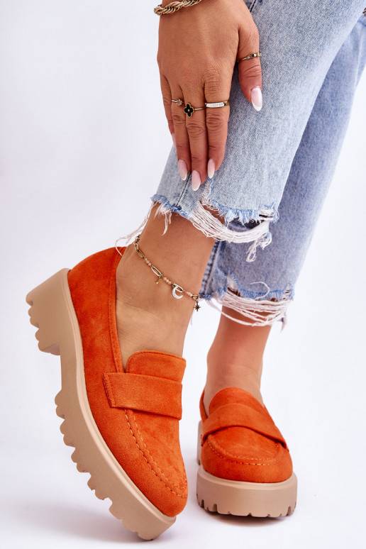 Klassikalise mudeli seemisnakhsed jalatsid Mokassiinid oranži värvi Corrin