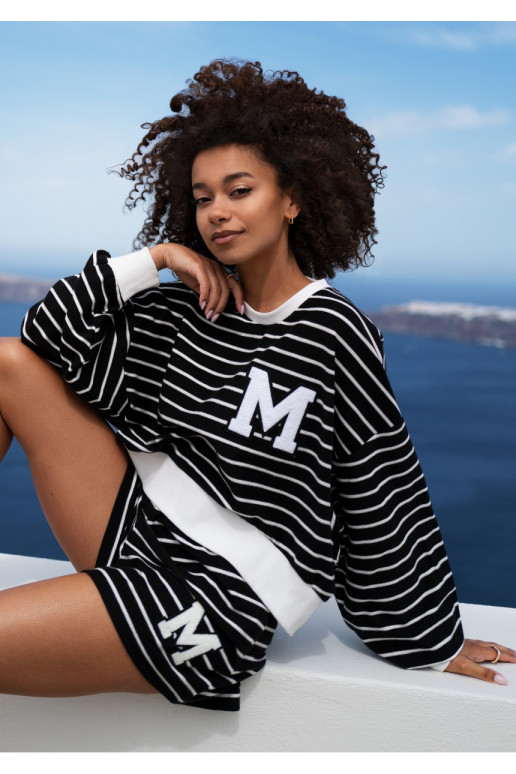 Faro - Black striped sweatshirt with M logo