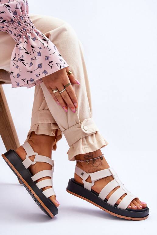   Wegańskie sandaalid krõpsudega kinnitatav  JJ285015 Elevandiluu värvi