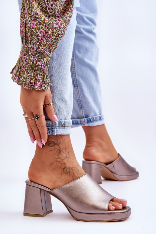 Moodsad plätud kõrge jämeda kontsaga Sergio Leone KL322 