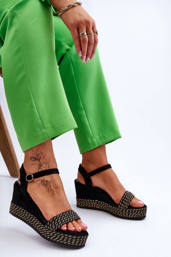 Klassikalise mudeli   Platvormiga sandaalid mustad Malmo