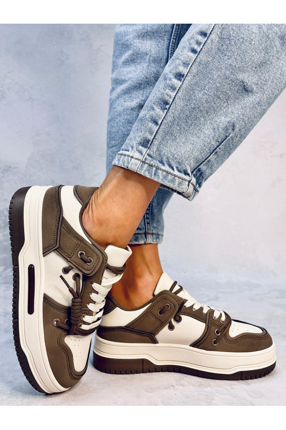 Sneakers tüüpi jalanõud tõstetud tald CLAVELL COFFEE