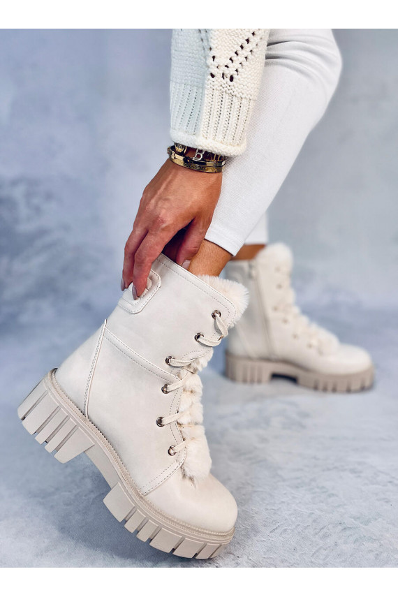 Naiste poolsaapad  karusnahaga MELVIN BEIGE