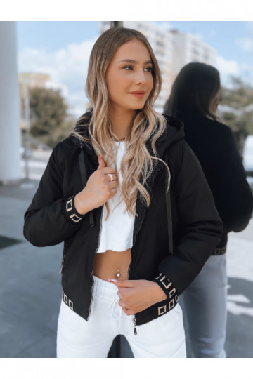 Naiste kapuutsiga...