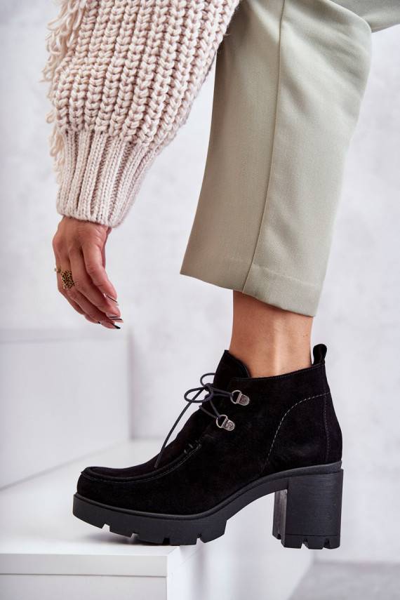   seemisnakhsed Naiste poolsaapad nööritavad mustad Marianne