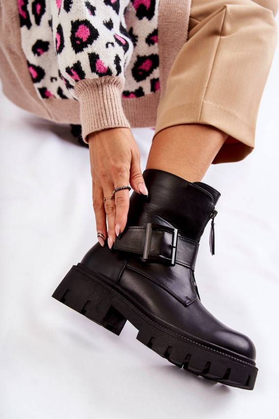   Naiste poolsaapad voodriga tõmblukuga mustad Torey