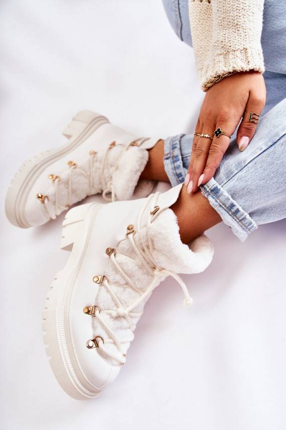   voodriga Naiste poolsaapad jalanõud valget värvi Arisa