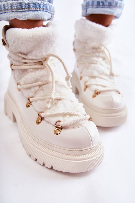   voodriga Naiste poolsaapad jalanõud valget värvi Arisa