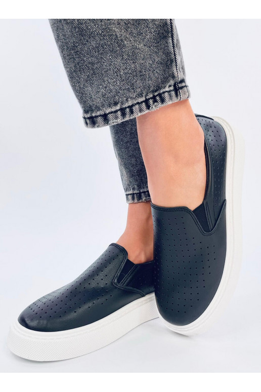 vabaaja jalanõud slip-on  TOWNS BLACK