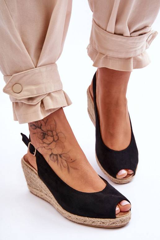 Seemisnahksed platvormkingad mustad Elsie