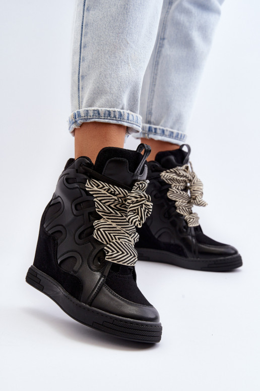   Sneakers tüüpi jalanõud  mustad Leoppa