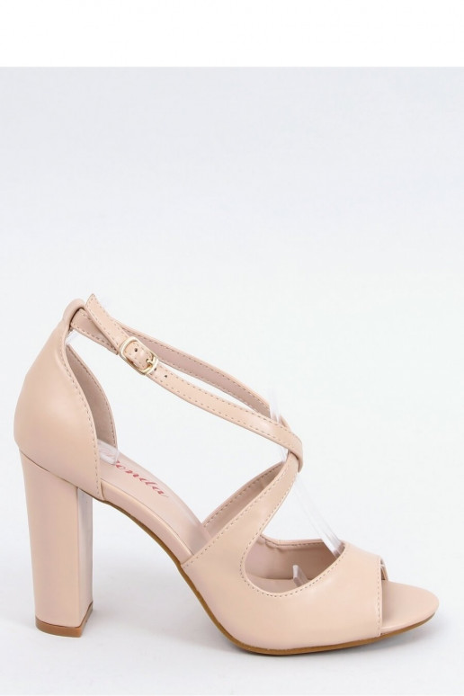 Kõrge kontsaga rihmikud Inello