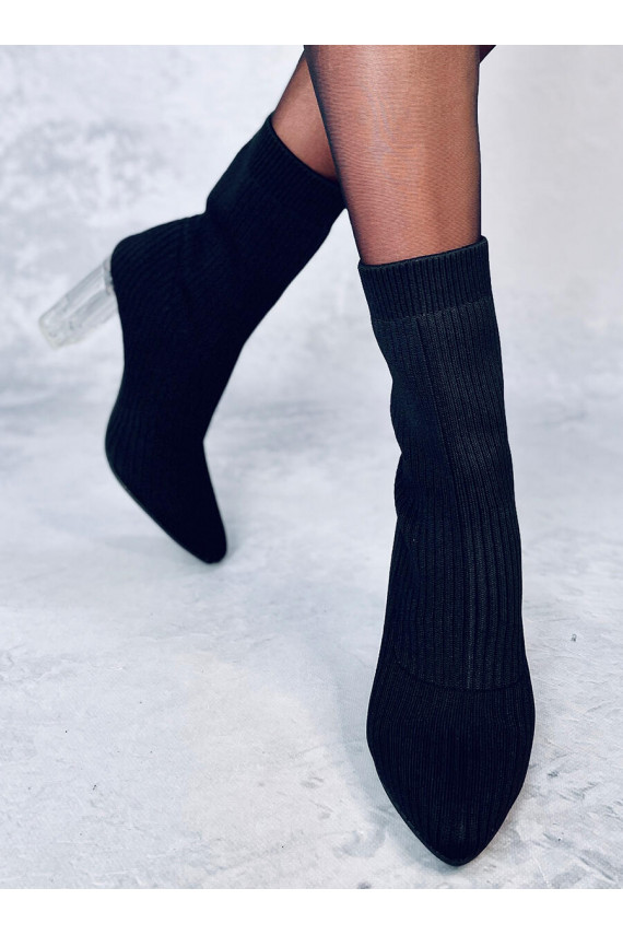 Naiste poolsaapad  na przezroczystym obcasie DESTANI BLACK