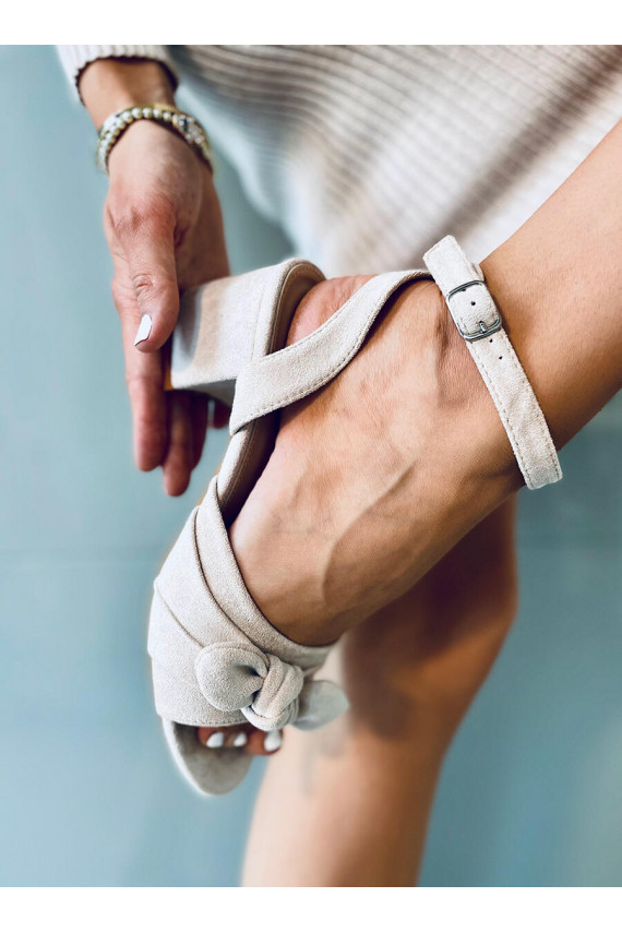 Stiilsed kõrge kontsaga sandaalid GISELLE BEIGE