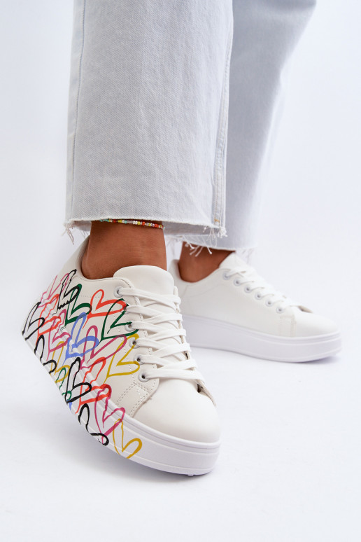   Sneakers tüüpi jalanõud  valget värvi Claral