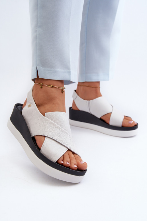 Zazoo 40256   Platvormiga sandaalid valget värvi