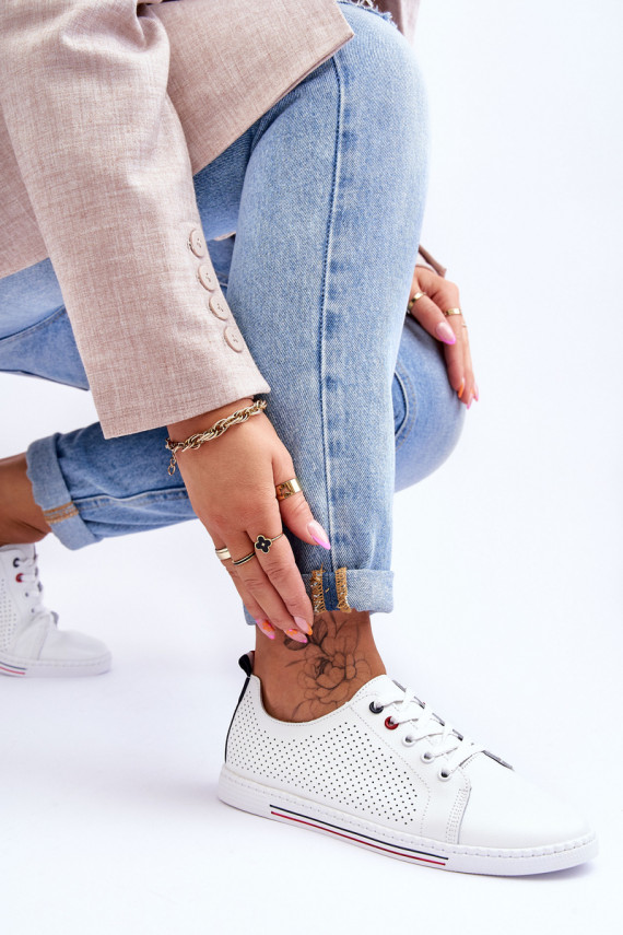      vabaaja jalanõud valget värvi S.Barski LR952