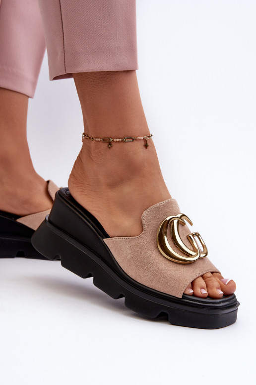 naiste plätud Z u    beeži värvi Iaria