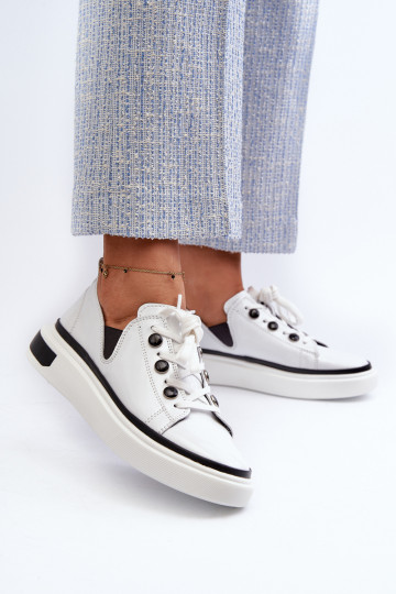 Laque Sneakers tüüpi jalanõud valget värvi
