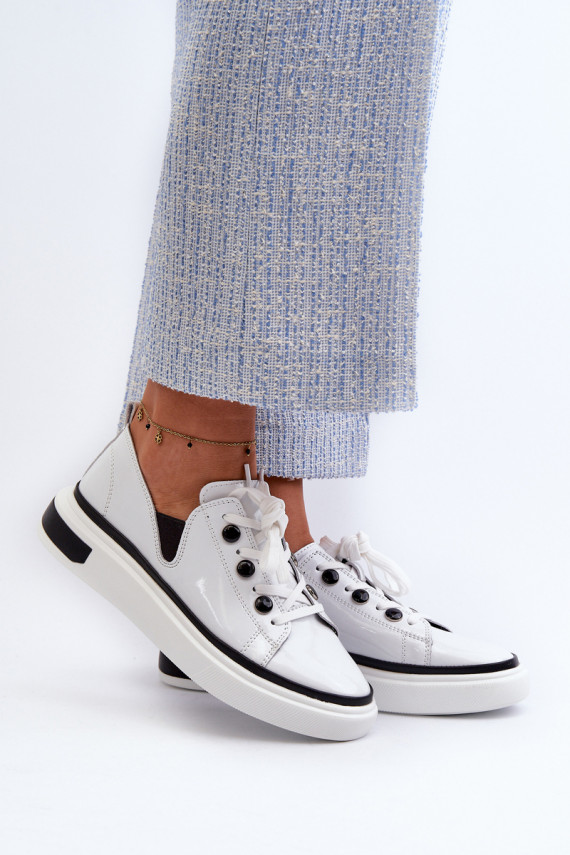 Laque Sneakers tüüpi jalanõud valget värvi