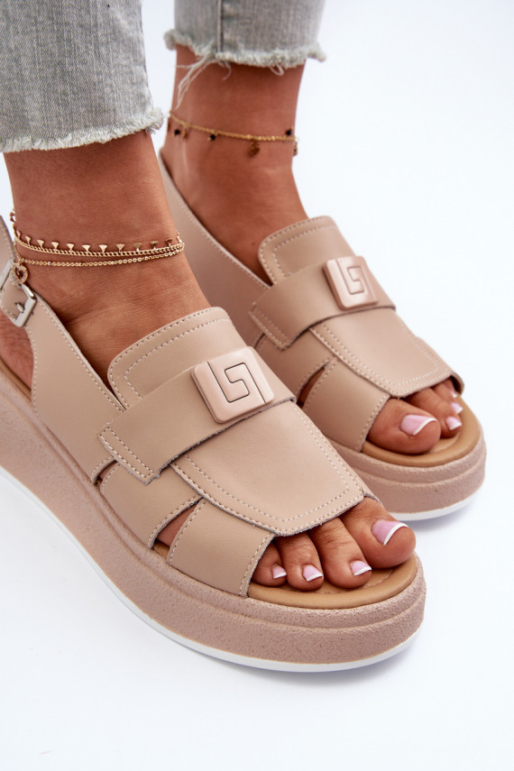 Naistesandaalid    platvormiga I Koturnie beeži värvi Vivitellia