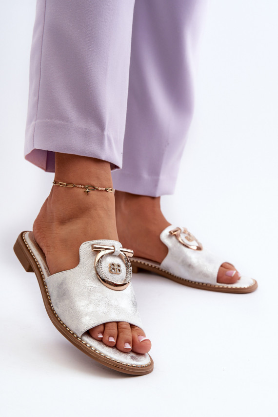 Elegantsed läikiv naiste plätud kaunistustega S.Barski KV27-032 Hõbedat värvi