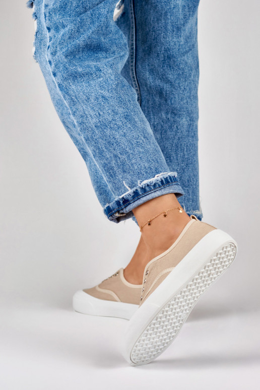 Naiste beežid elastse rihmaga jalatsid