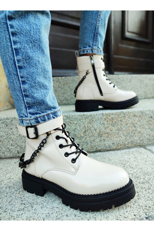 Beežid lakk-kingad naiste kontsad...