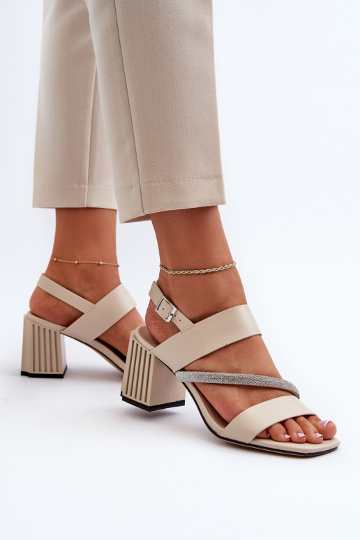   Elegantsed sandaalid kõrge jämeda kontsaga beeži värvi D&A MR38-549