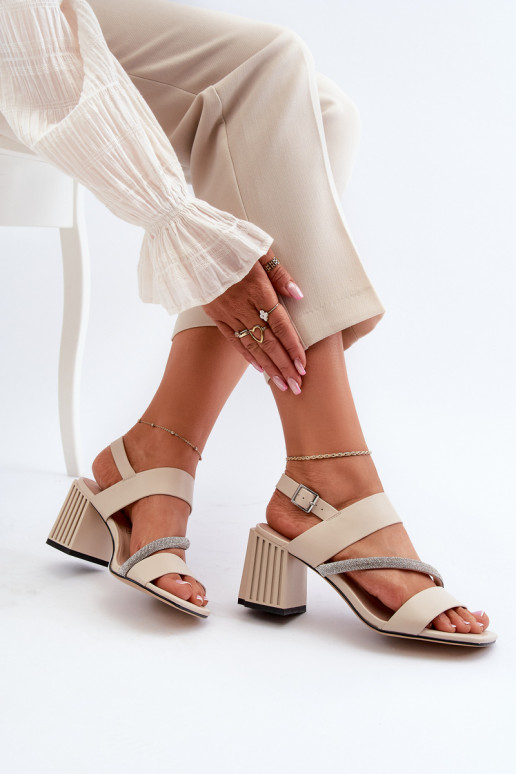   Elegantsed sandaalid kõrge jämeda kontsaga beeži värvi D&A MR38-549