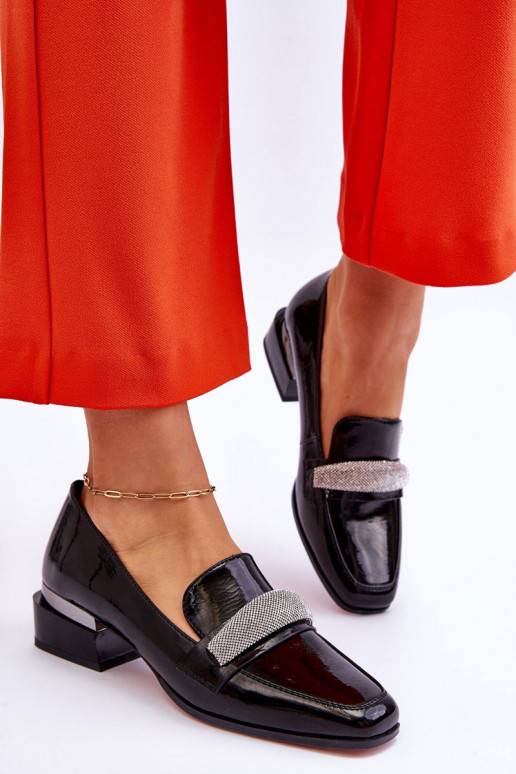 Lakitud mokassiinid mustad Lavern