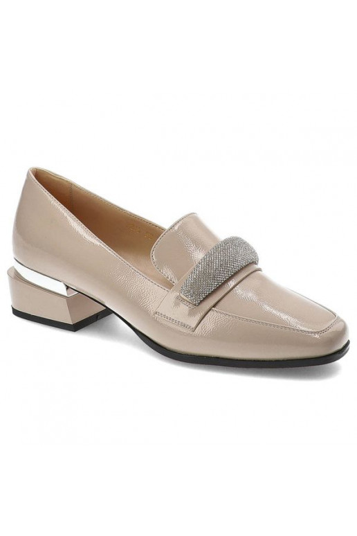 Lakitud mokassiinid...