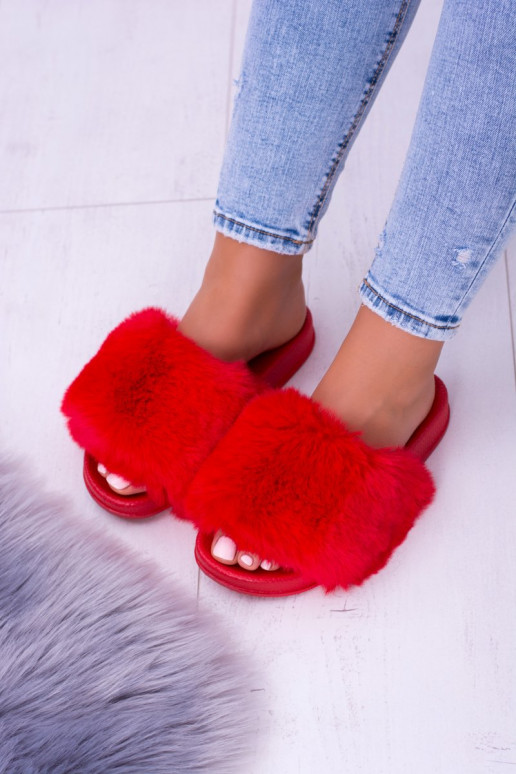 Sussid karusnahaga kummist tumeroosad