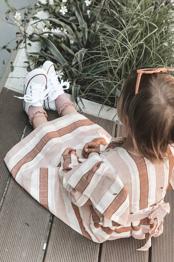 Laste vabaajajalatsid Klassikalise mudeli valget värvi Filemon