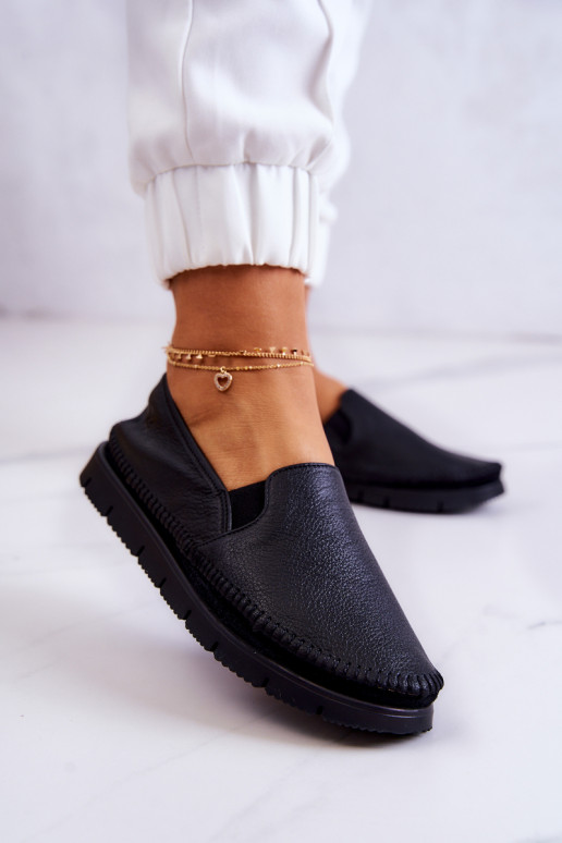 Slip-on mudeli poolsaapad mustad