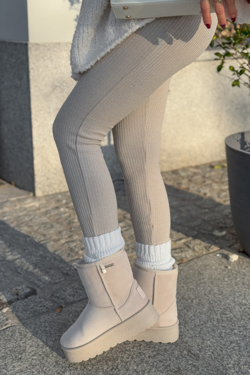 Kõrge nööpidega lumesaapad Naiselik platvormiga Big Star OO274897 Elevandiluu värvi