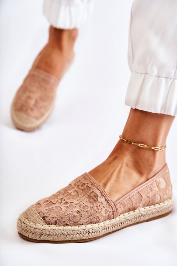 Klassikalise mudeli Naiselik espadrillid ažuursete elementidega Nude Catris