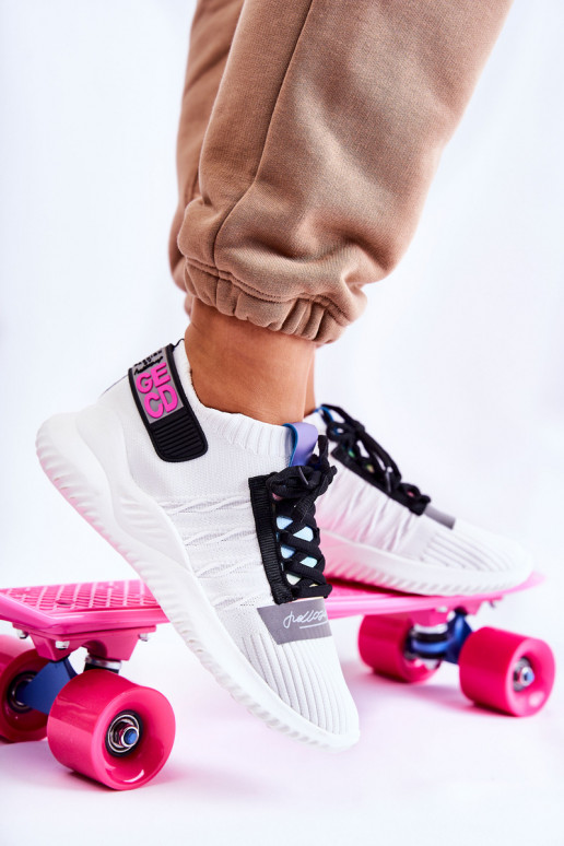 Naiselik Kaasahaarav mudel Sportliku stiiliga jalanõud Sneakers tüüpi jalanõud valget värvi Klayra