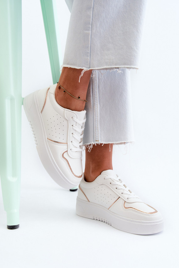 Naiselik Sneakers tüüpi jalanõud platvormiga valget värvi Tessama