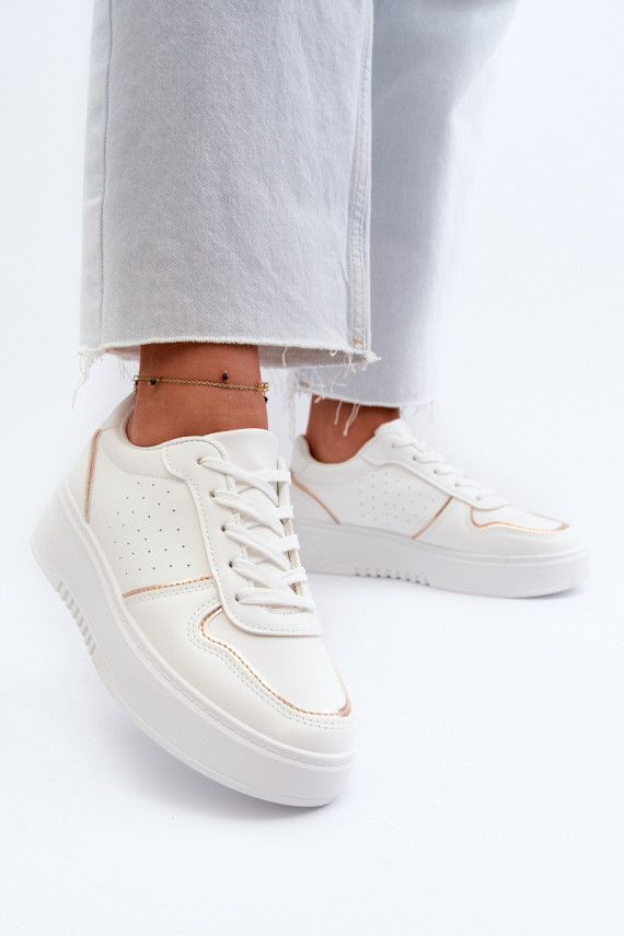 Naiselik Sneakers tüüpi jalanõud platvormiga valget värvi Tessama