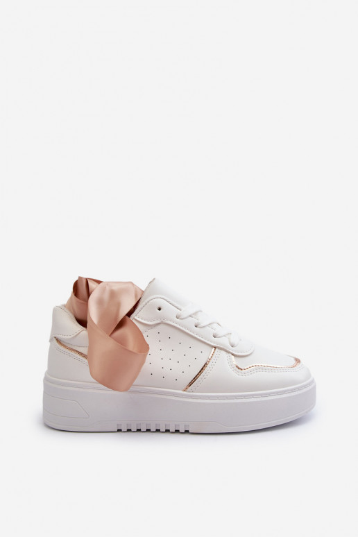 Naiselik Sneakers tüüpi jalanõud platvormiga valget värvi Tessama