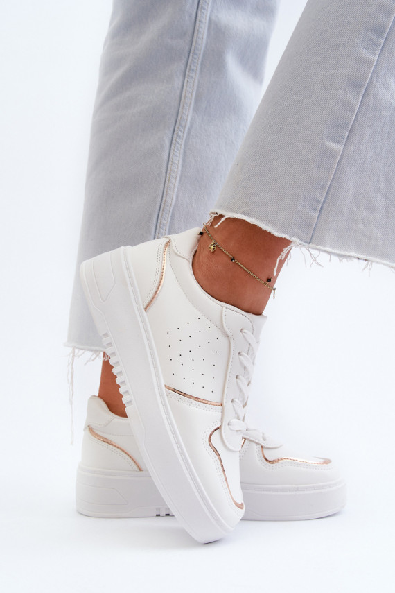 Naiselik Sneakers tüüpi jalanõud platvormiga valget värvi Tessama