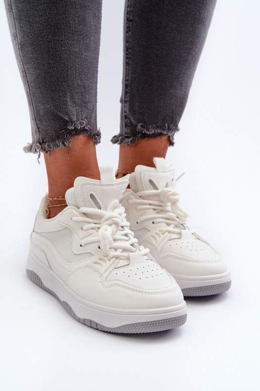 Sneakers tüüpi jalanõud Naiselik platvormiga valget värvi Etnaria