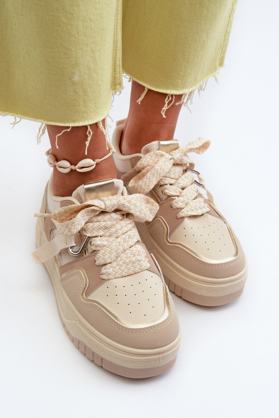 Sneakers tüüpi jalanõud Naiselik platvormiga eko-nahast beeži värvi Moun