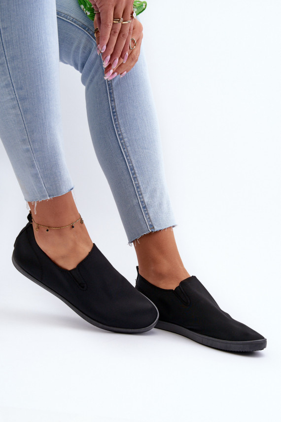 Naiselik Spordijalatsid vabaaja jalanõud Slip-On mustad Lovinia