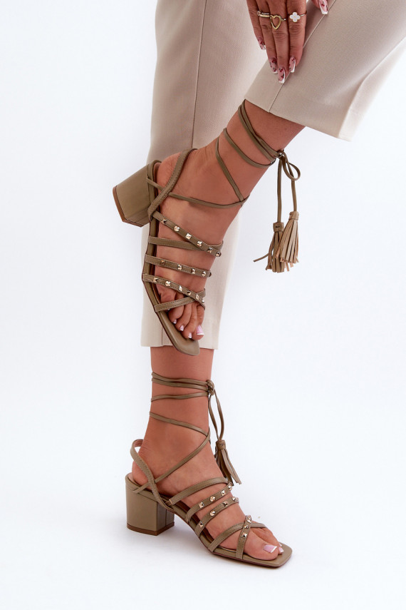 lahtised kingad madal konts Ozdobione Naastud Rohelist värvi Chrisele