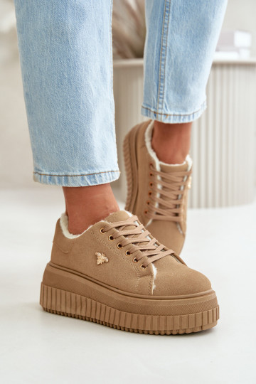 Sneakers tüüpi jalanõud Naiselik voodriga moodsate massiivsete taldadega Ze Kuldset värvim Detalem pruunid värvi Lotira 2