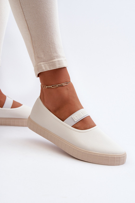 Naistesaapad Big Star NN274601 valget värvi