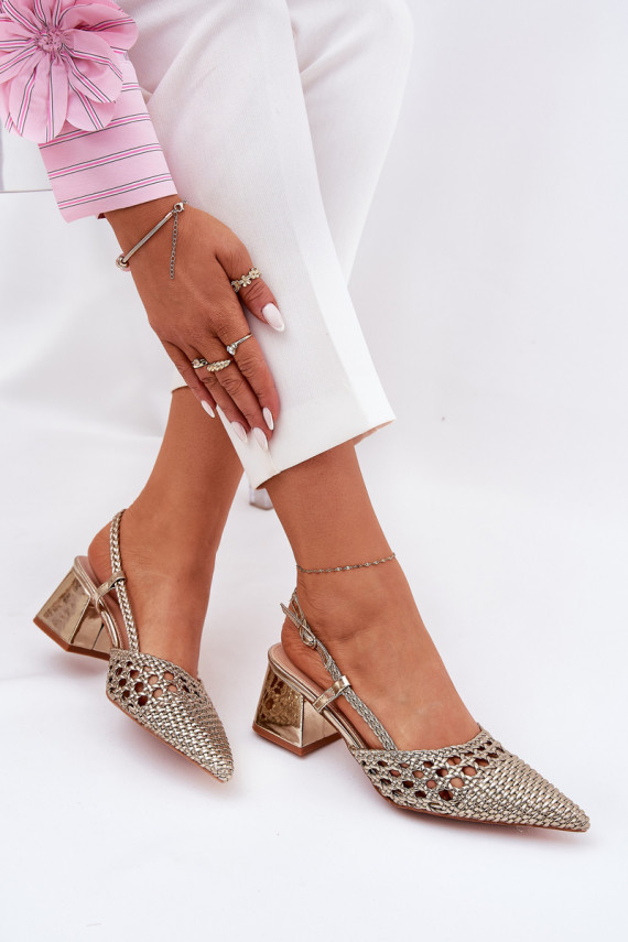 sandaalid kõrge jämeda kontsaga Koos punutisega I Szpiczastymi Noskami Kuldset värvi Resterri